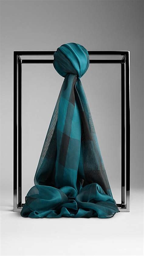 burberry scarf hijab|traditional Burberry scarf.